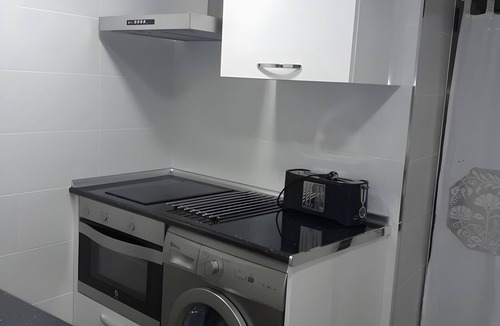 Abejar Apartment | Apartment 'La Casa Nueva' with Balcony, Wi-Fi and Air Conditioning