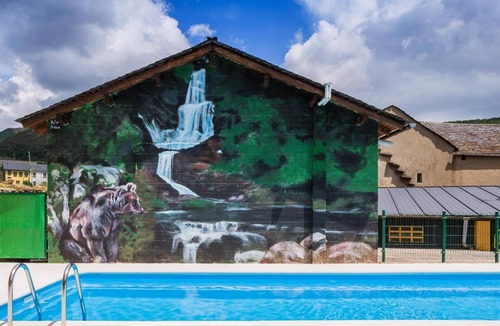 Caboalles de Abajo House | Apartment 'La Alcoba' with Mountain View, Shared Pool and Wi-Fi