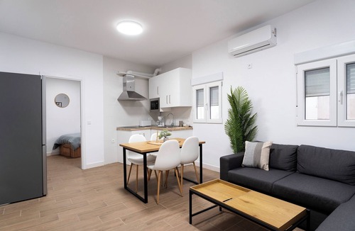 Andujar Apartment | Apartment 'La Victoria A 2 Hab' with Private Terrace, Wi-Fi and Air Conditioning