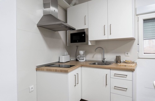 Andujar Apartment | Apartment 'La Victoria A 2 Hab' with Private Terrace, Wi-Fi and Air Conditioning