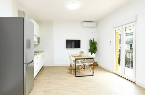 Andujar Apartment | Apartment 'La Victoria D' with Balcony, Wi-Fi and Air Conditioning