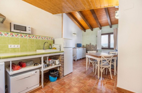 Bellestar Apartment | Apartment 'La Viña' with Mountain Views, Wi-Fi and Air Conditioning