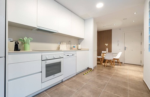 Calafell Apartment | Apartment 'Mabicarent Playa 1' with Private Terrace, Wi-Fi and Air Conditioning