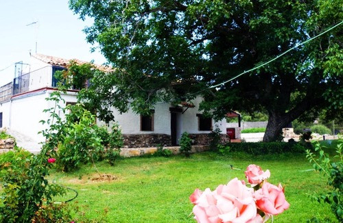 Villacarrillo Apartment | Apartment 'Majada La Carrasca' with Mountain View, Private Pool and Air Conditioning