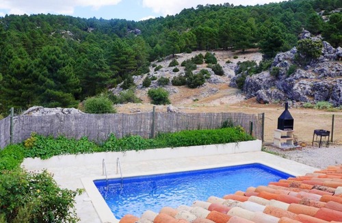 Villacarrillo Apartment | Apartment 'Majada La Carrasca' with Mountain View, Private Pool and Air Conditioning