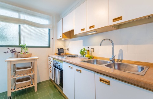Puerto de Soller Apartment | Apartment "Marsella" with sea view completely refurbished and modernised, with Wi-Fi