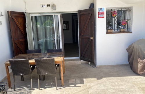 L'Escala Apartment | Apartment 'Muscletes' with Mountain View, Wi-Fi and Air Conditioning