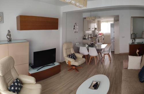 Fuengirola City Centre Apartment | APARTMENT NEXT TO THE BEACH AND IN THE CENTER OF FUENGIROLA