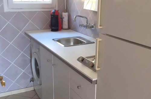 Almadraba-Canyelles Apartment | Apartment on the beach front