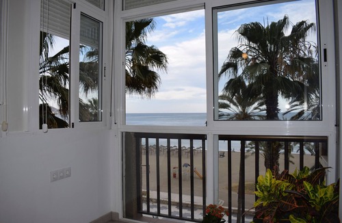 La Malagueta Apartment | Apartment on the beachfront overlooking the sea of Alboran, in the Malagueta.