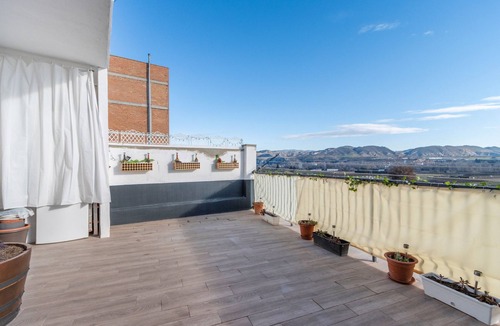 Alfarras Apartment | Apartment 'Pablo Y Francisca' with Mountain View, Private Terrace and Wi-Fi
