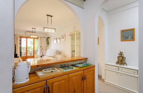 Santa Pola Apartment | Apartment 'Palmera V' with Private Terrace and Private Garden