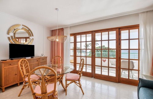 Puerto Naos Apartment | Apartment 'Playa Delphin 106' with Sea View, Balcony and Wi-Fi