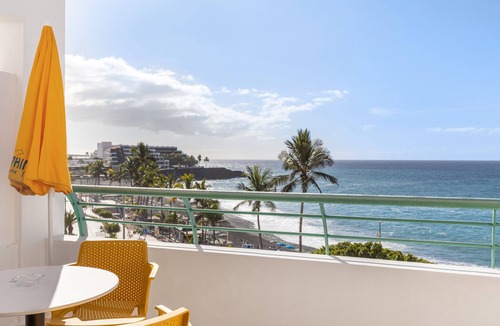 Puerto Naos Apartment | Apartment 'Playa Delphin 305' with Sea View, Balcony and Wi-Fi