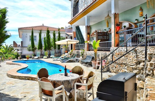 Competa Apartment | Apartment "Reina" with Pool, Hot Tub, and Terrace