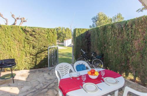 Les Planes del Rei Apartment | Apartment Residencial Eurosol de los Monteros by Interhome