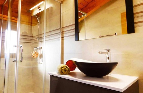 Tubilla del Lago Apartment | Apartment 'Ribera Del Duero Reserva' with Wi-Fi