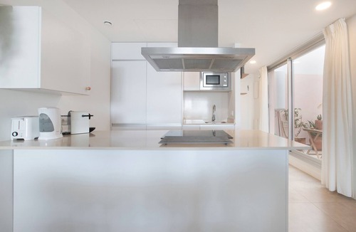 Torrequebrada Apartment | Apartment 'Seaview Alba' with Sea View, Wi-Fi and Air Conditioning