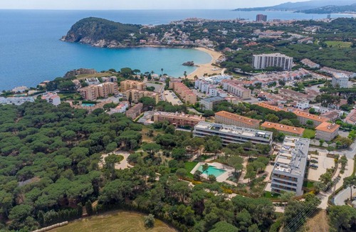 Palamos Apartment | Apartment Solina Costa Brava - by EMERALD STAY