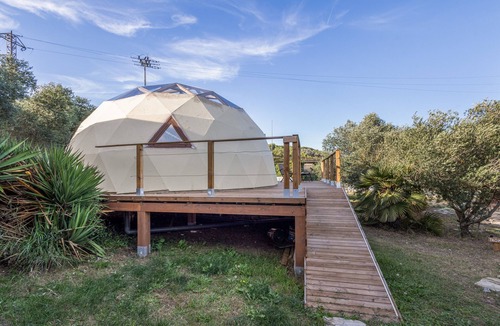 Canyelles Apartment | Apartment 'Suite Atrium Bubble' with Private Terrace, Wi-Fi and Air Conditioning