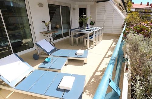 Sitges Apartment | Apartment Tropicana - Three Bedroom Apartment, Sleeps 6