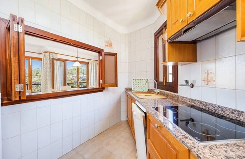 Cala Figuera Apartment | Apartment 'Vista Al Mar Y Vista Puerto' with Sea View, Wi-Fi and Air Conditioning
