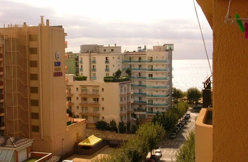 Calella Apartment | Apartment with terrace and views of the sea, town and mountains