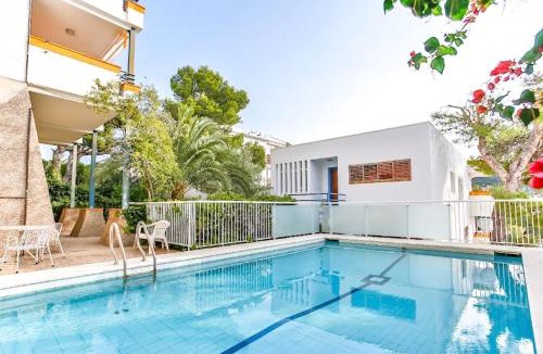 Vallpineda Apartment | Apartment with large terrace in Vallpineda, Sitges