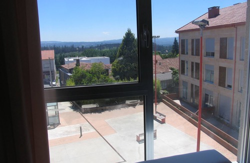 Brion Apartment | Apartment with Wifi ideal to know Santiago de Compostela and Galicia