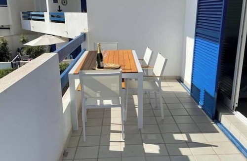 Flamenca Beach Apartment | Appartement Totalement Rénové- vue Piscine