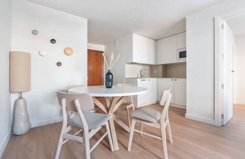 Guindalera Apartment | Apt. 1BR bright Salamanca by CH