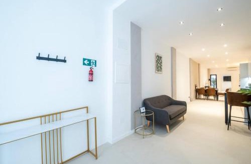 Benicalap Apartment | Apt new Mestalla | jacuzzi | billar | ping pong