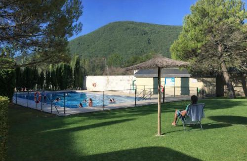 Biescas Apartment | Apto Espert l PISCINA l Cine l Garaje l BBQ l Wifi