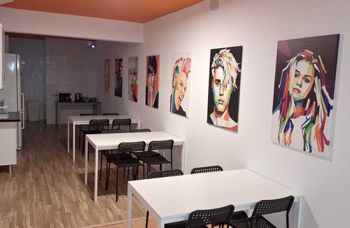 Camino de Ronda Hostel | Arc House Granada