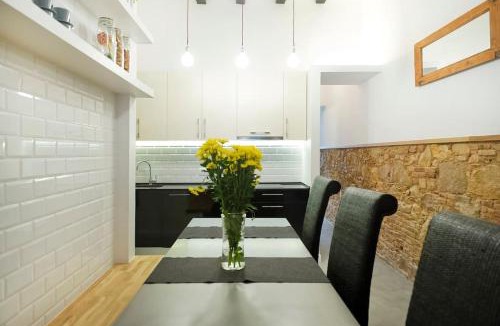 El Poble-sec Apartment | Architects Home By MyRentalHost