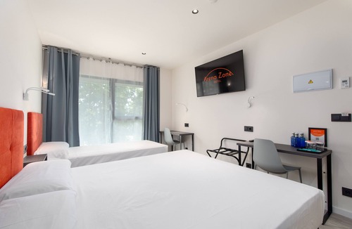 Quatre Carreres Hotel | Arena Zone Hotel