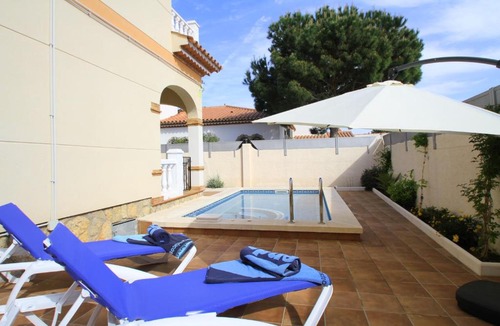Miami Platja Villa | ARENDA Miami Playa Villa Lisa