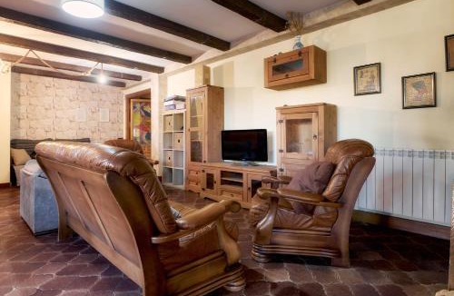 San Andres del Rabanedo Villa | Arroyo del Valle