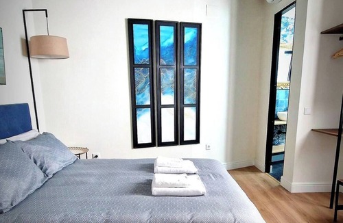 Guadalajara Apartment | Artistic Wooden Flat in Guadalajara Center