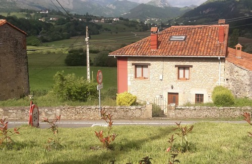 Panes Cottage | At the door of the peaks of europa v. V la maria diego offers everything to
