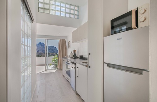 San Andres Apartment | Atlantic Sunrise Vacation with Sea Views, Wi-Fi and Air Conditioning
