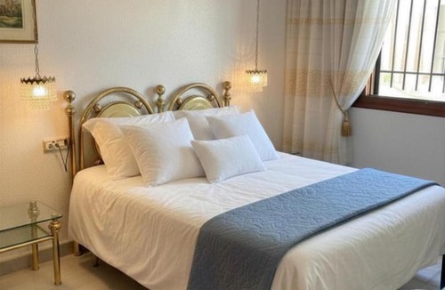 Salobrena House | Authentic, Huge Terrace, Views, Garage - Casa Paseo de Las Flores