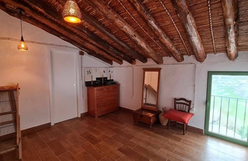 La Guardia de Jaen House | AUTUMN AMONG OLIVE TREES
