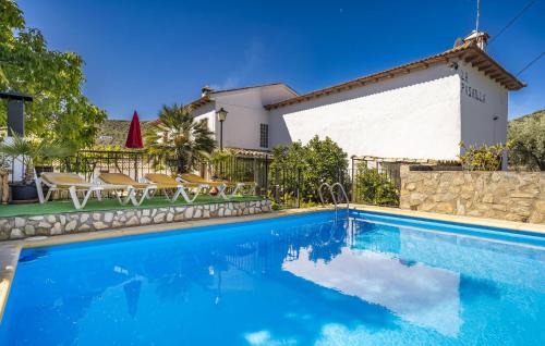 Castillo de Locubin House | Awesome Home In Castillo De Locubin