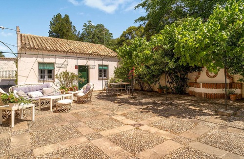 Baeza House | Awesome home in Baeza