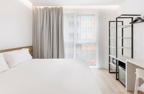 Culleredo Hotel | B&B HOTEL A Coruña Aeropuerto