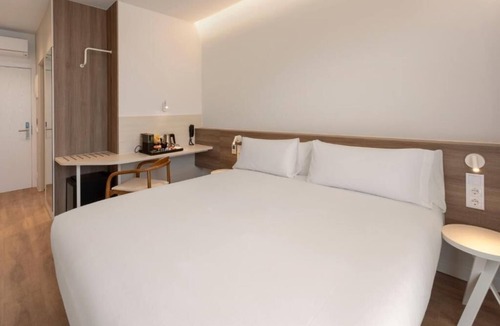 San Fermin Hotel | B&B HOTEL Madrid San Fermin