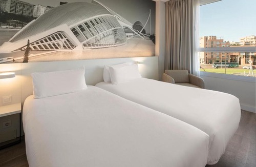 Quatre Carreres Hotel | B&B HOTEL Valencia Arena