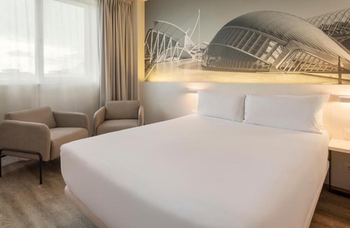 Quatre Carreres Hotel | B&B HOTEL Valencia Arena