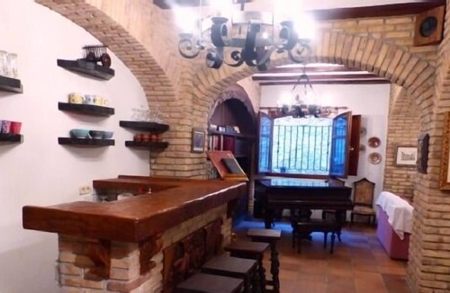 Badaran House | Badarán DiVino cottage for 18 people
